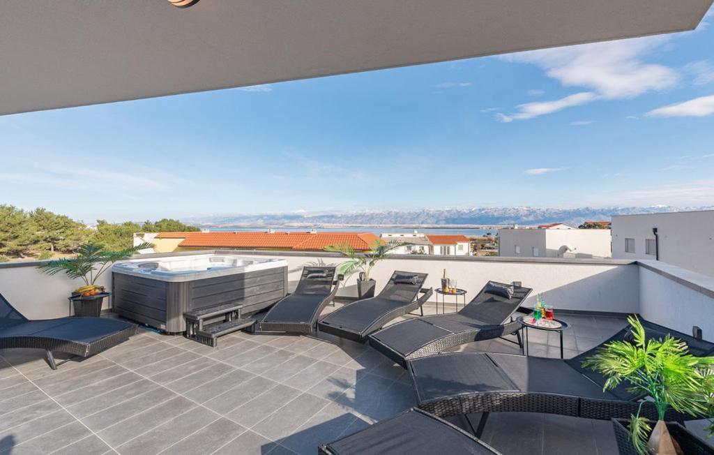 Luxurioeses Penthouse Welle Mit Whirlpool, Grill Und Meerblick فير المظهر الخارجي الصورة